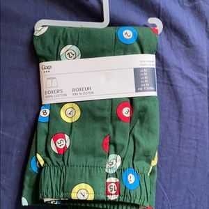 Gap Men’s 100% Cotton boxers. Size M